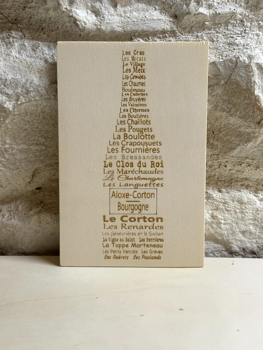 Carte postale en bois gravée Aloxe Corton, appellation de Bourgogne