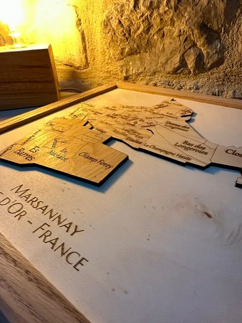 Tableau décoratif 3D en bois sur l'ensemble des villages viticoles de Marsannay