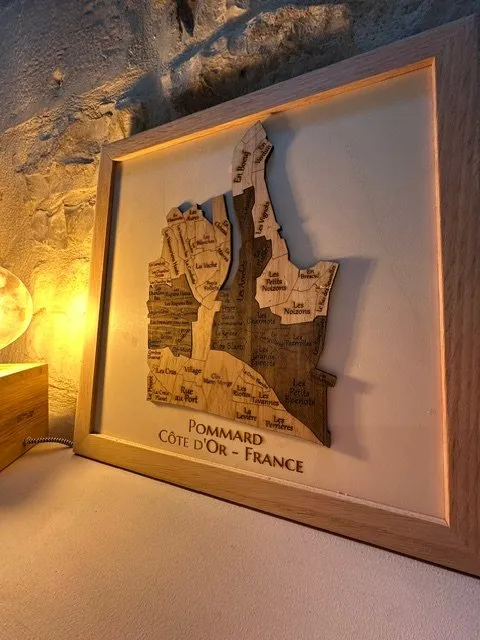 Tableau décoratif 3D en bois sur l'ensemble des villages viticoles de Pommard